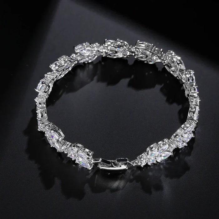 Vintage βραχιόλι με λαμπερή ασημένια αλυσίδα