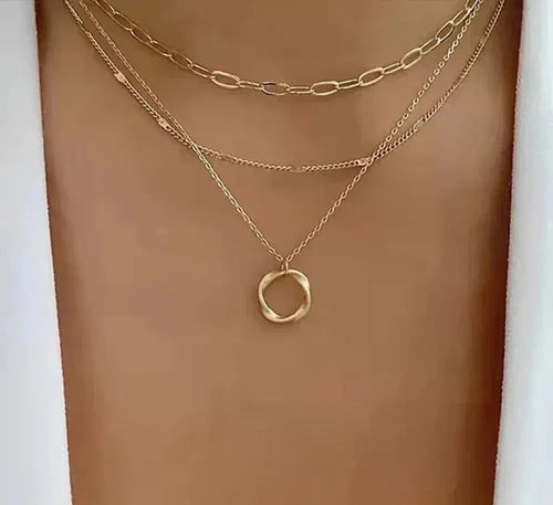 Κολιέ vintage με αλυσιδωτό σχέδιο και χρυσό κρεμαστό